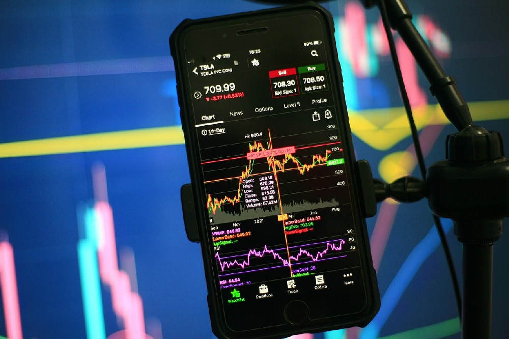 Professionalism and Efficiency: Analyzing Ace Markets' Core Competitiveness
