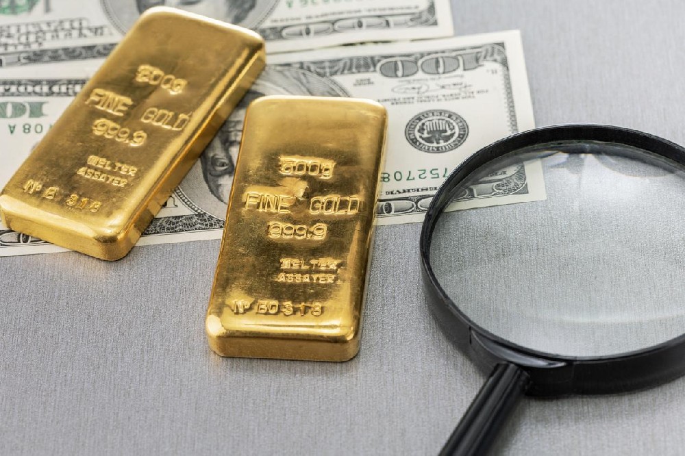 The first lesson for precious metal traders: risk awareness, psychological preparation, and the auxiliary role of platform tools